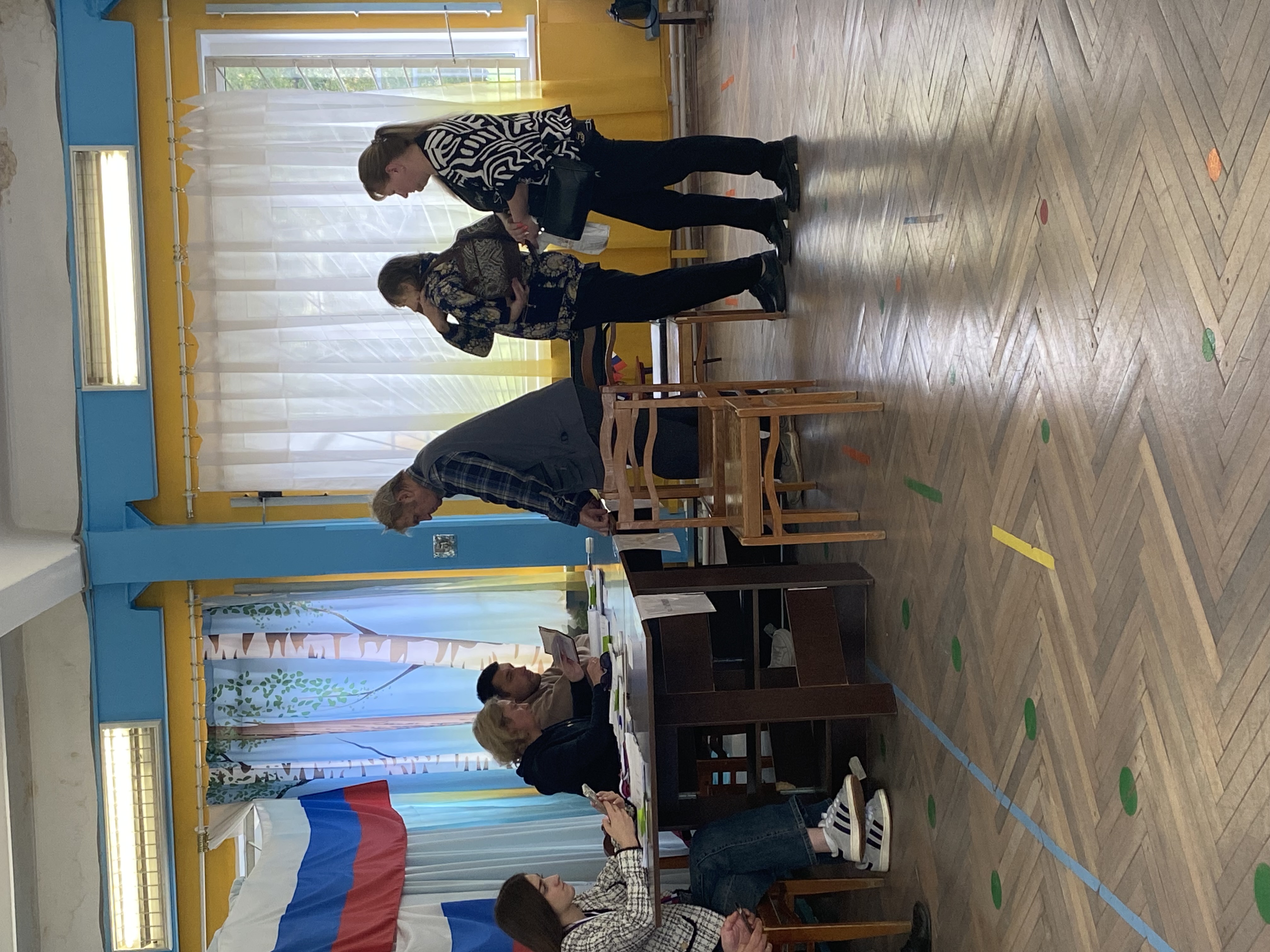 Сообщение наблюдателя — УИК №374, Ленинградская область
