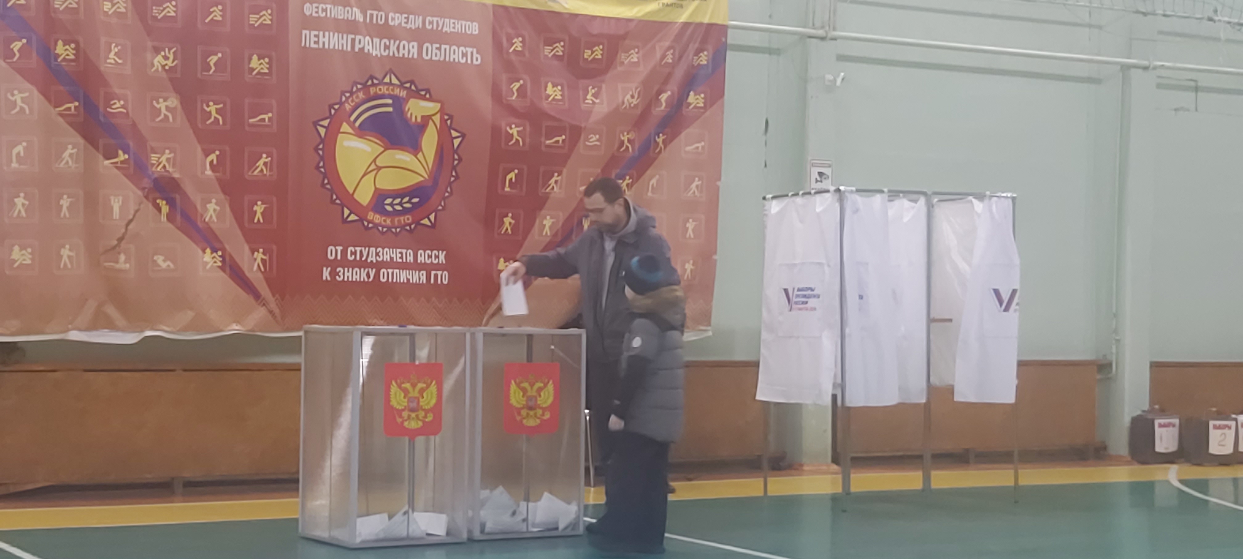 Сообщение наблюдателя — УИК №374, Ленинградская область