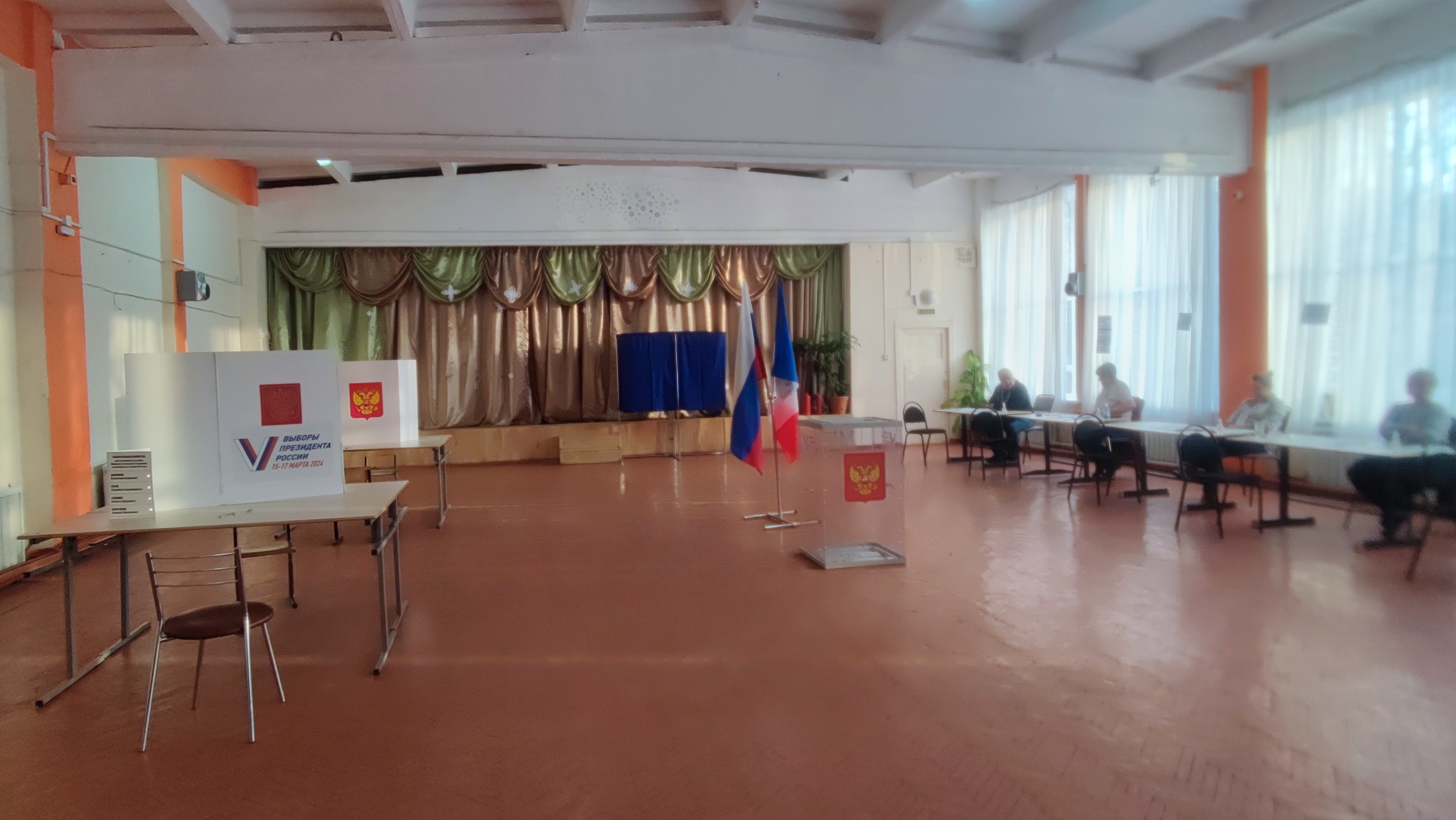 Сообщение наблюдателя — УИК №215, Новгородская область