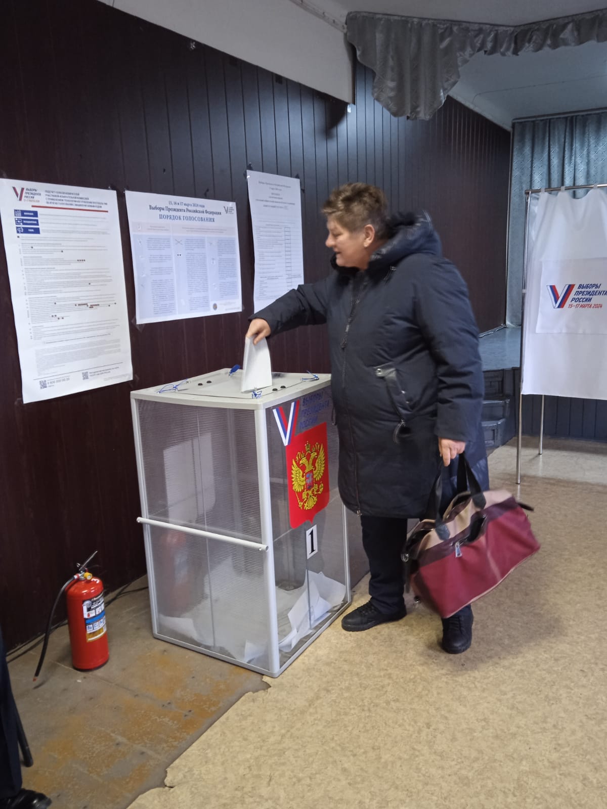 Сообщение наблюдателя — УИК №305, Ленинградская область