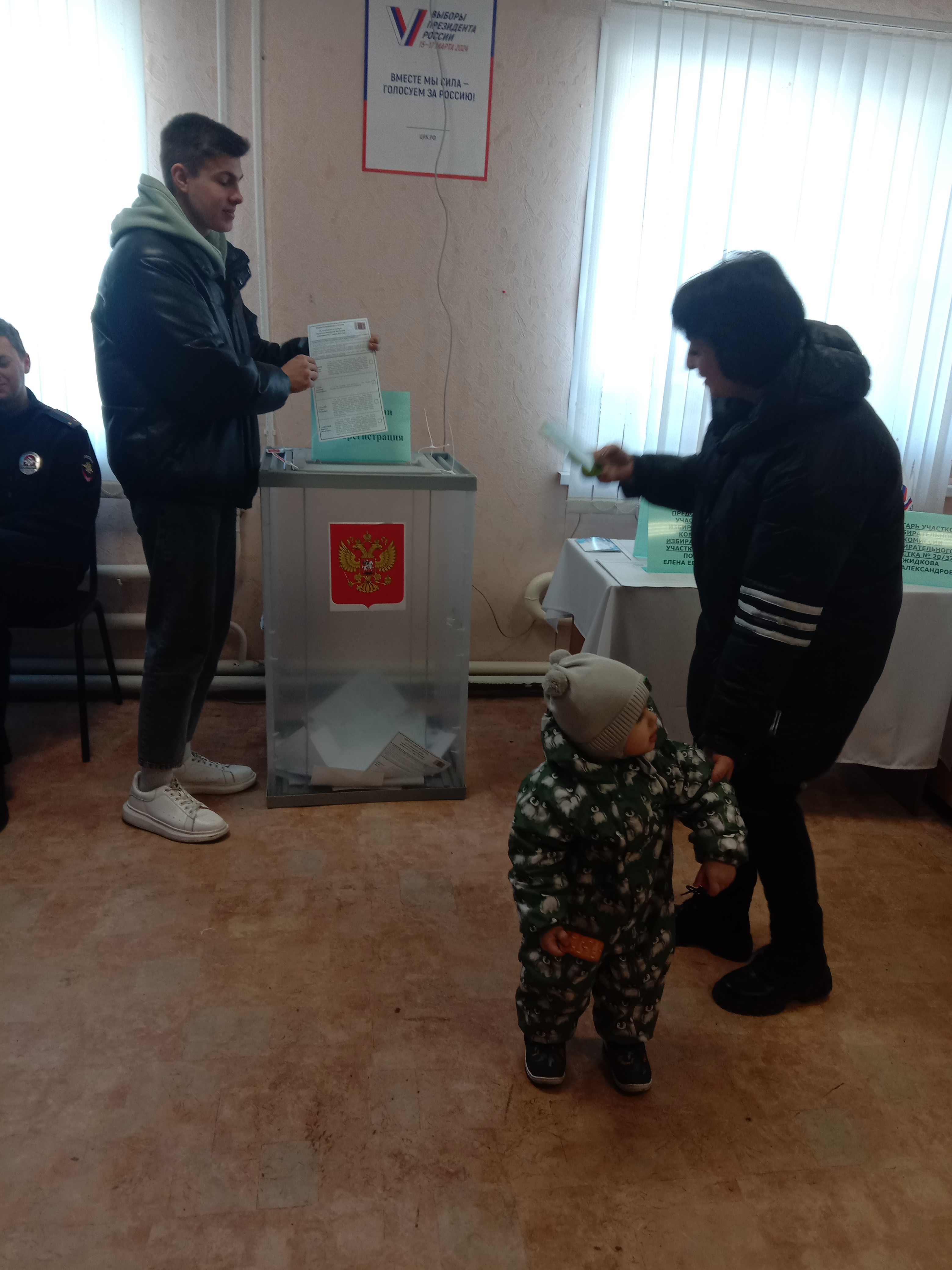 Сообщение наблюдателя — УИК №2037, Воронежская область