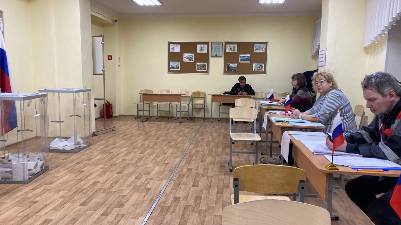 Сообщение наблюдателя — УИК №384, Ленинградская область