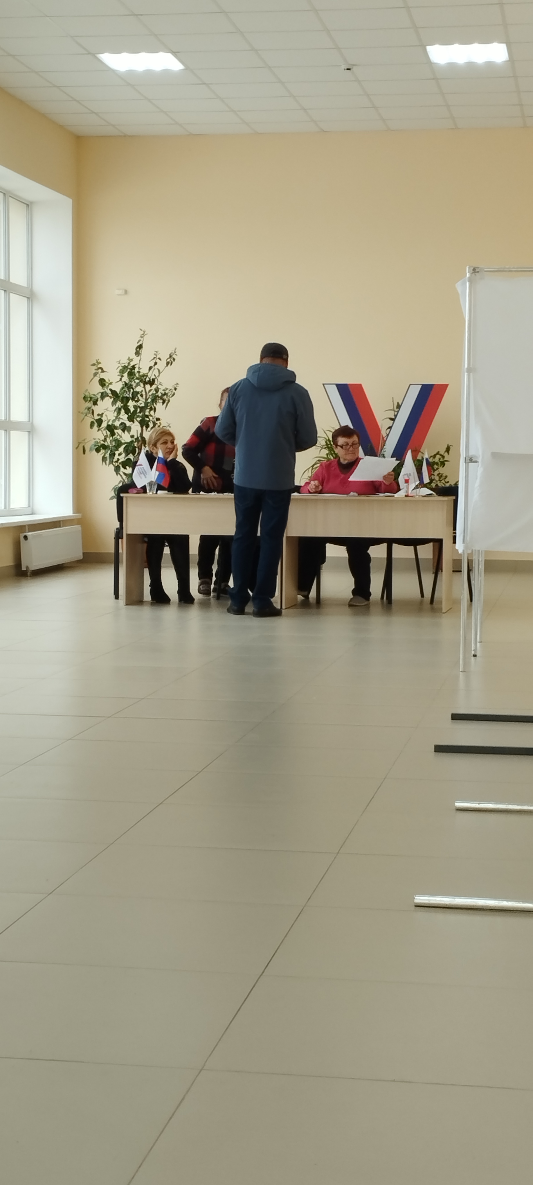 Сообщение наблюдателя — УИК №1002, Республика Крым